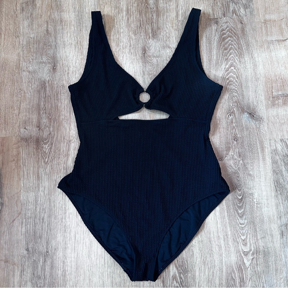 Aerie Crinkle Scoop Full Coverage One Piece Swimsuit